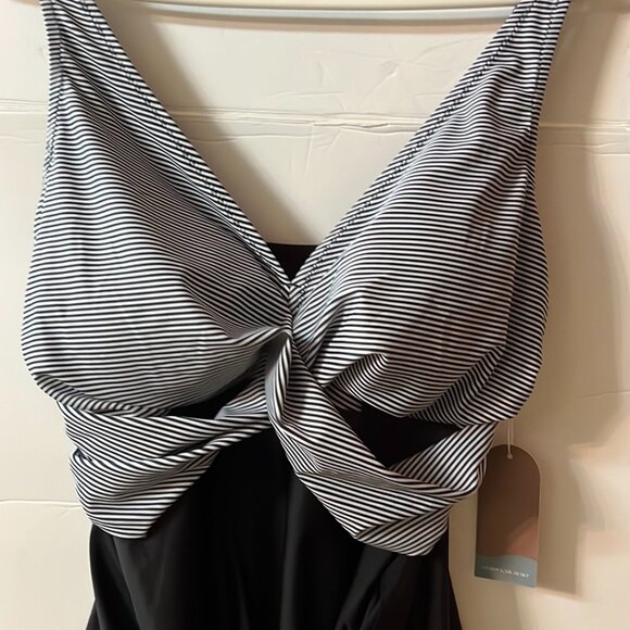 Smismivo One Piece Bathing‎ Suit Size L Padded - Picture 2 of 4